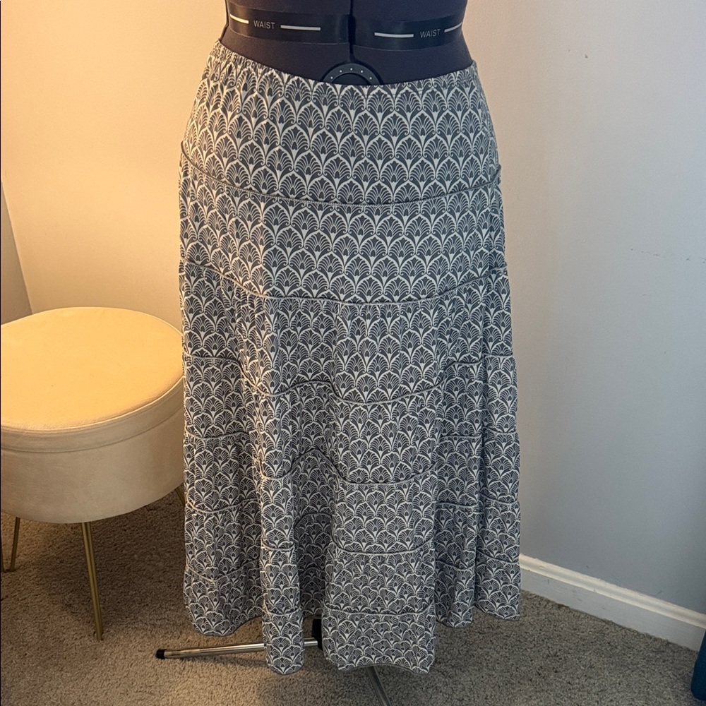 Max Studio Black and White Printed Tiered Maxi Skirt